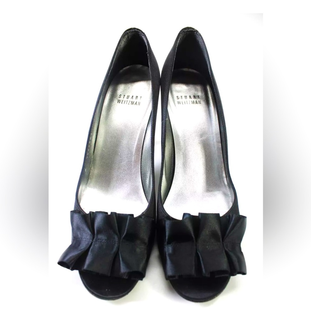 Stuart Weitzman Women’s Ruffled Peep Toe Gigiritz Satin Pumps